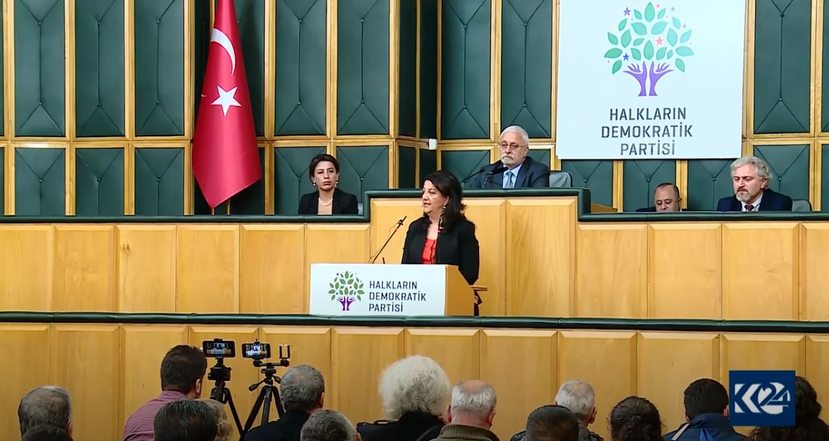 Erdogan daxwaza guhertina sîstema hilbijartina jûrên pîşeyî dike